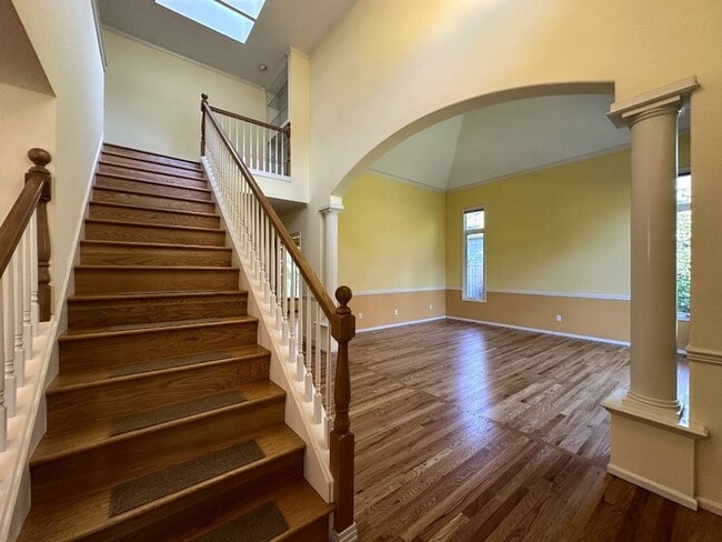 Photo - Luxury living in Gig Harbor!