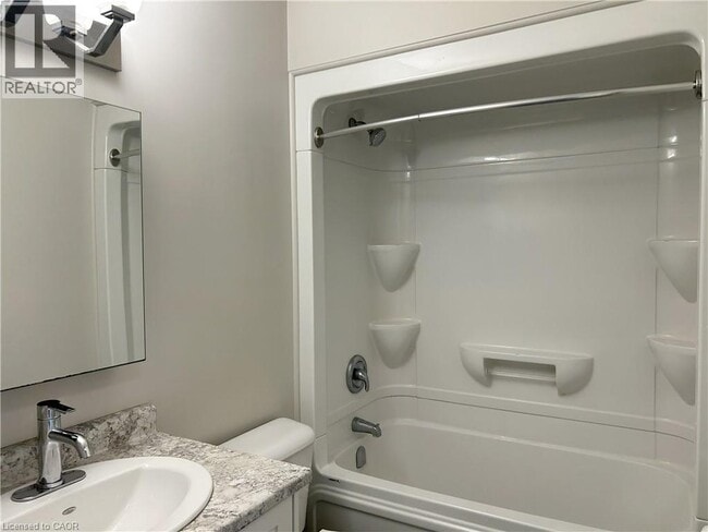 Photo - 15 Montclair Crescent Unit 2