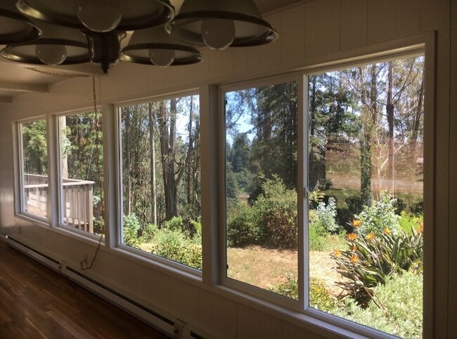 Photo - 221 Gillette Rd