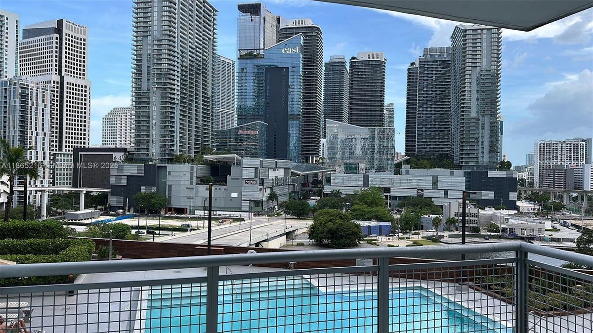 Photo - 350 S Miami Ave