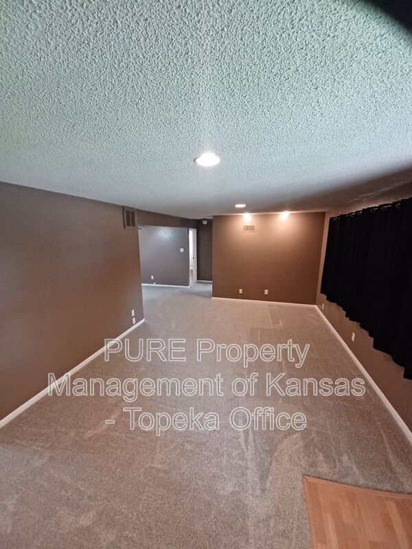 Photo - 4227 SW Drury Ln