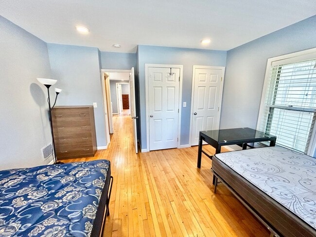 Photo - Varsity Management Unidad 03