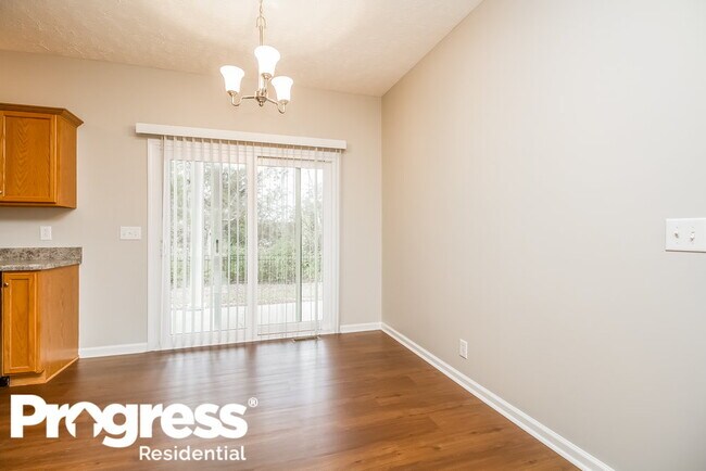 Photo - 2913 Waywood Dr