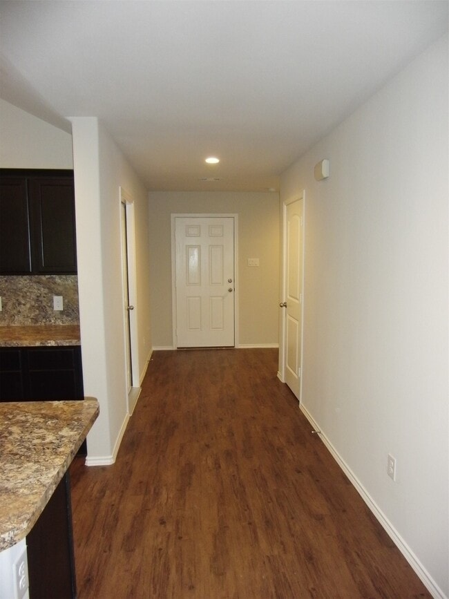 5522 Mesquite Oaks Trail