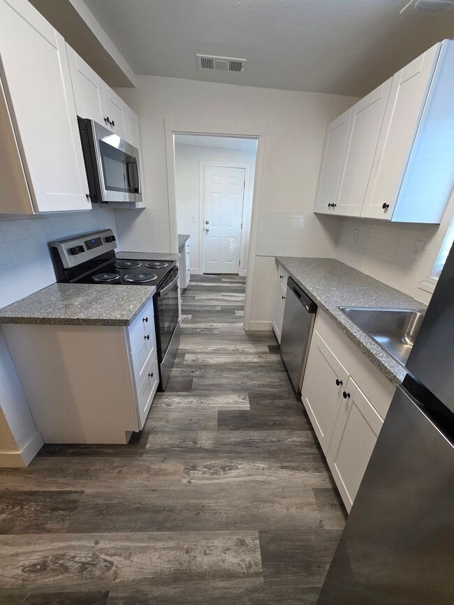 Photo - FULLY REMOELED 2 BED 1 BATH HOUSE READY NOW!