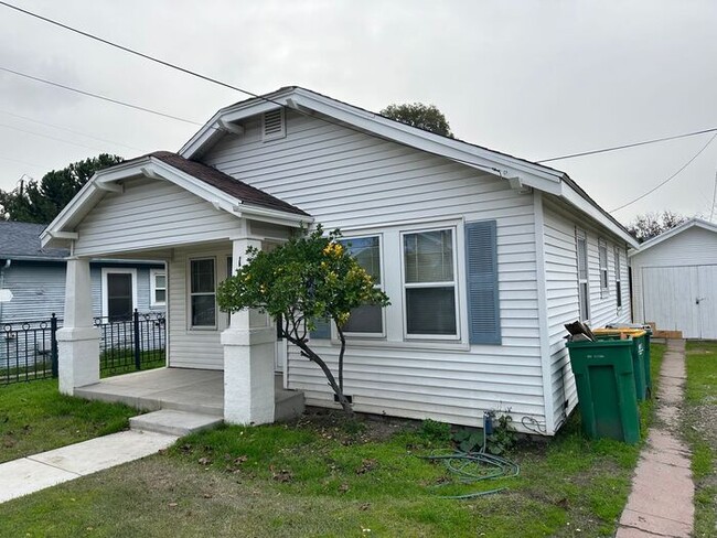 Stockton 2 Bedroom 1 Bath Home - Stockton 2 Bedroom 1 Bath Home