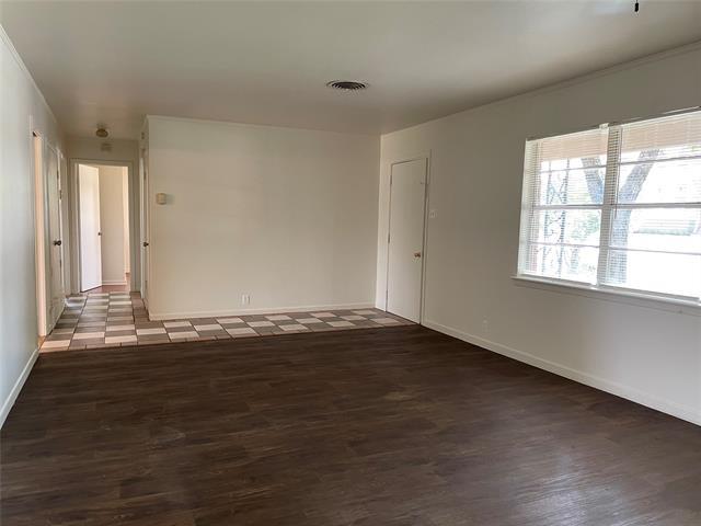 Photo - 202 N 5th St