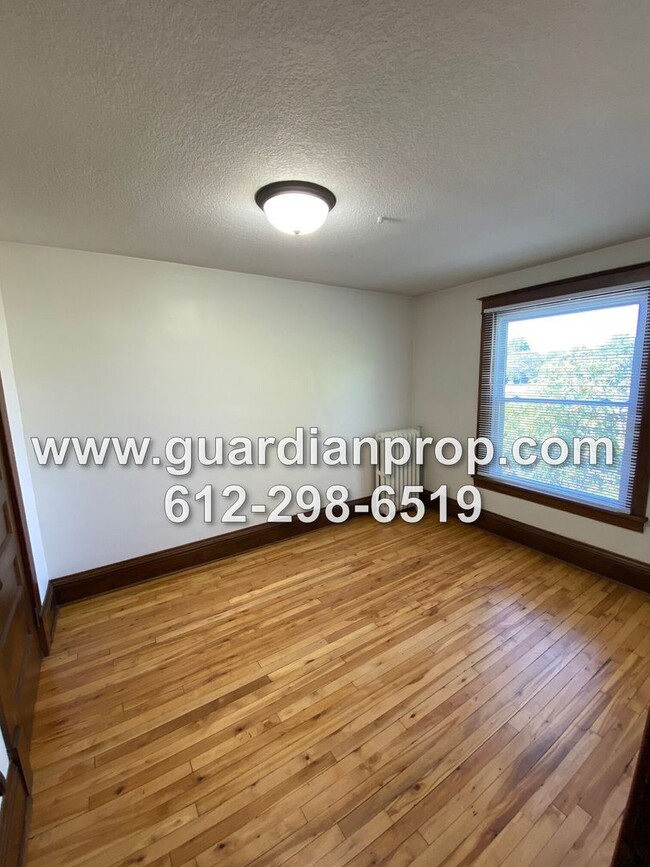 Photo - 1278 Charles Ave Apartment Unit #2