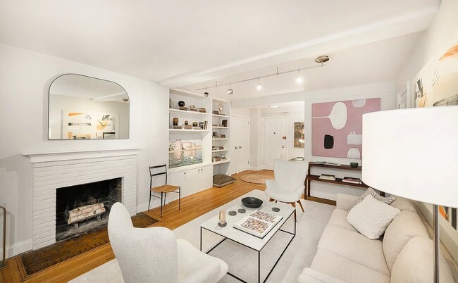 59 W 12th St Unit 7X