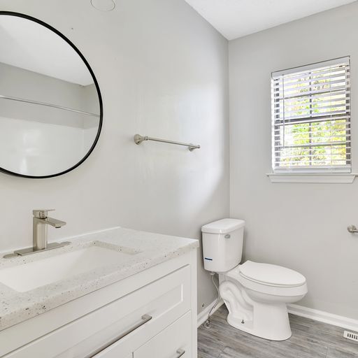 2 Bed/1.5 Bath Apartment-Rossville, GA
