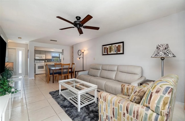Photo - 1423 Mediterranean Dr Unidad C