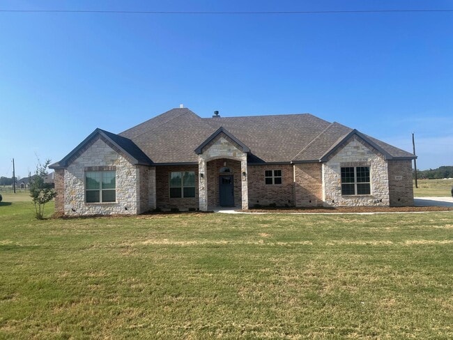 Building Photo - Azle Texas Homes For Rent "Azle ISD"