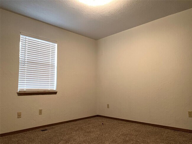 518 Garland Ct