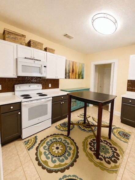 Photo - 5012 Avenue K