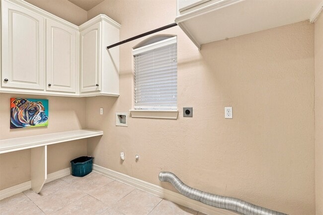 1726 Parklake Village Dr