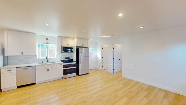645 Seal St