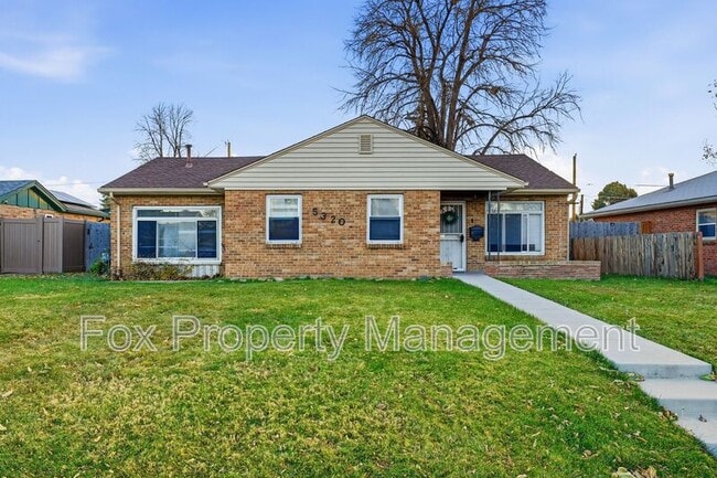 5320 E Thrill Pl