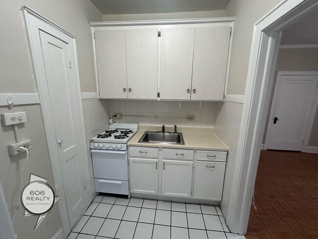 Photo - 3120 S Oak Park Ave Unit 105