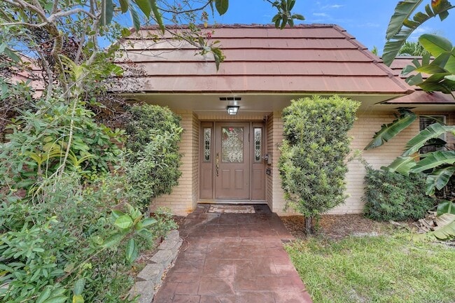 Building Photo - 4721 Sarazen Dr