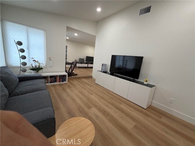2115 Baywood Dr