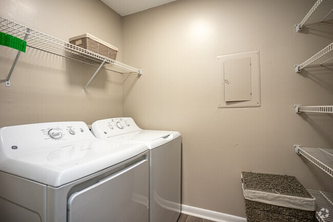 2BR, 2BA - 1,078SF - Laundry Room - The Artisan West