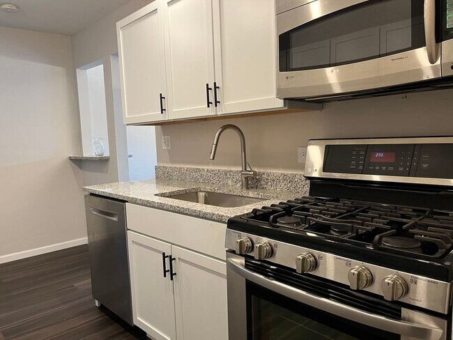 Photo - 5101 Carriage Way Dr Unit 204B