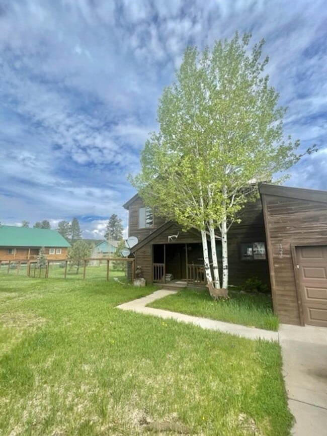 Photo - For Rent – Fully Furnished Home in Lake Hatcher