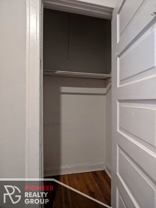 3542 N Halsted St Unit 3
