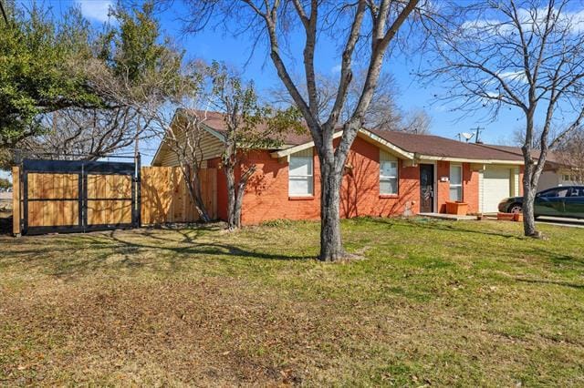 Photo - 802 La Fiesta Dr