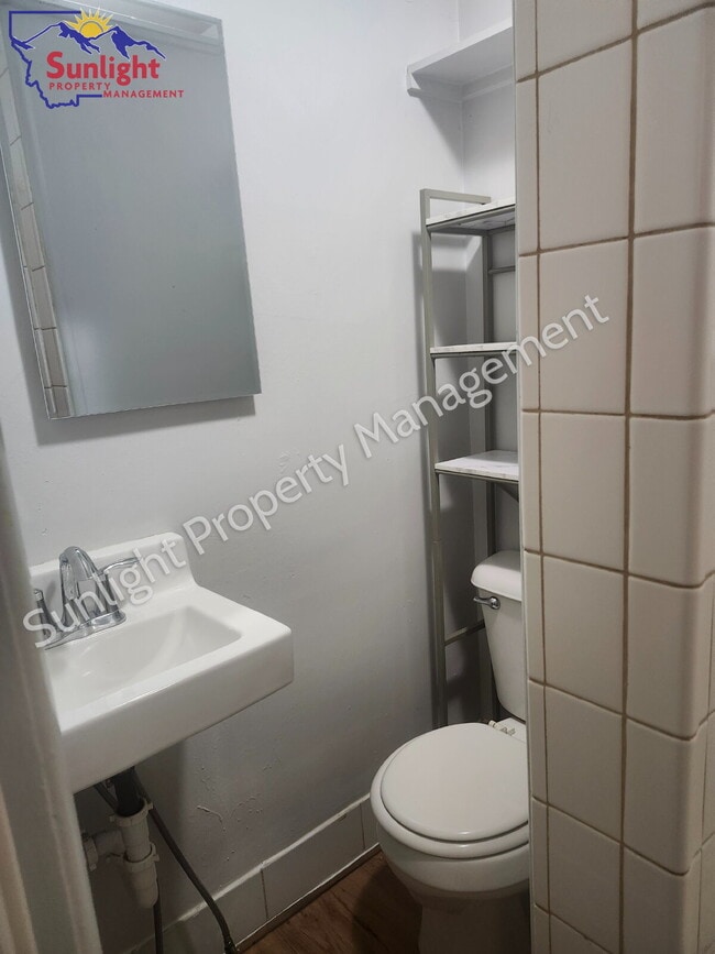 Photo - 105 E Main St Unit 1