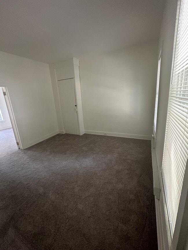 Photo - 368 E Philadelphia St