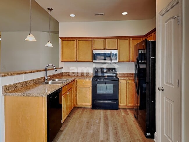 Photo - 166 Sequoia Dr