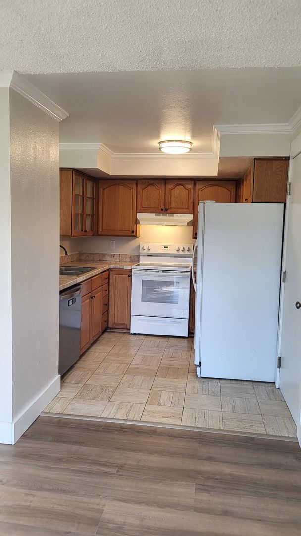 Photo - 2413 N St NE
