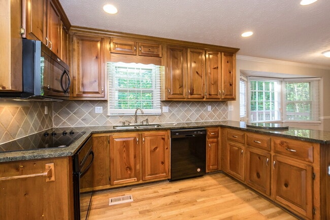 Photo - 1848 Kristen Mill Way