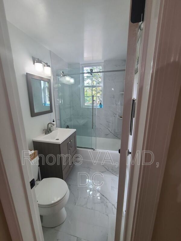 Photo - 1909 Key Blvd Unit #552