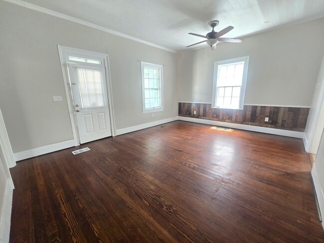 Photo - 3610 Avenue K