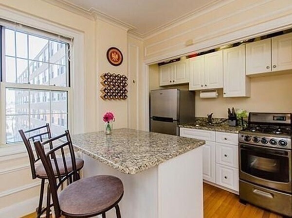 Photo - 1450 Beacon St Unit 504