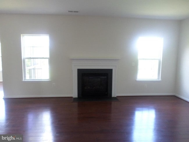 Building Photo - 9309 Birch Cliff Drive Rental