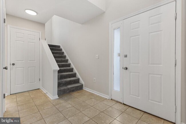 Photo - 12 Edgewood Green Ct Townhome