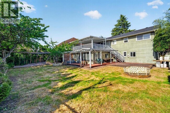 9491 Seacote Rd