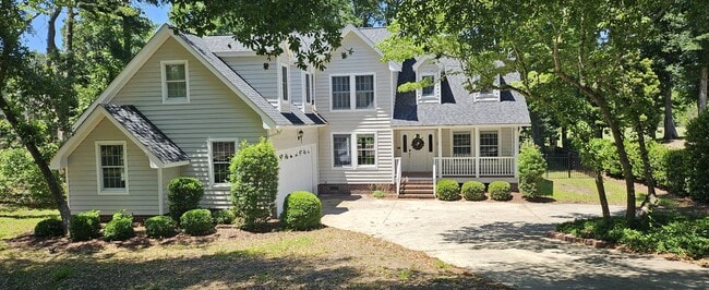 Building Photo - 33 Fairway Dr Rental