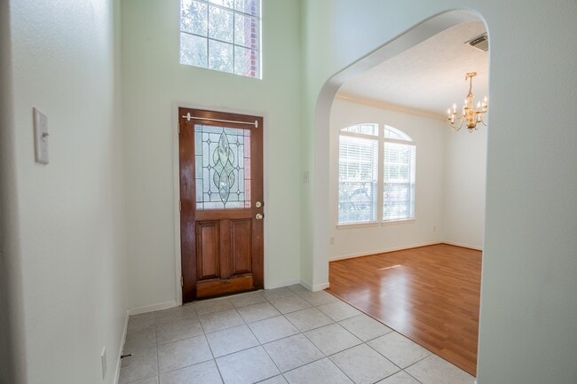 Photo - 4823 Zachary Ln