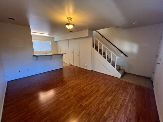 830 Parcel St