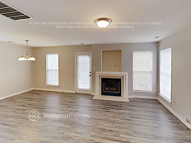 101 Sweetbriar Ct
