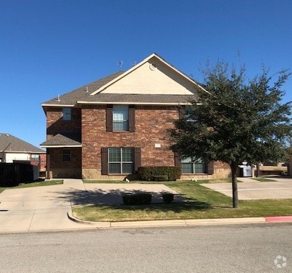Building Photo - Woodhaven Villas Rental