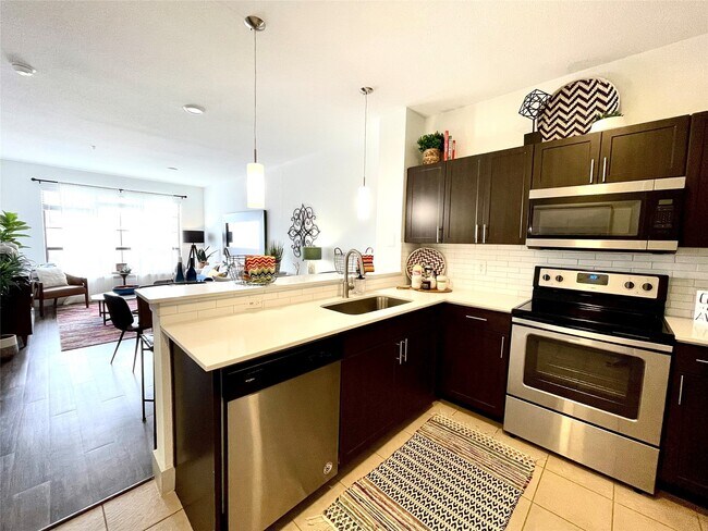 Photo - 2222 Smith St Unit 226