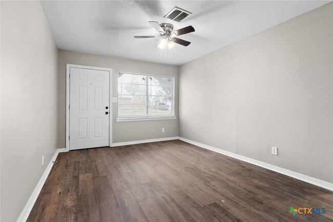 Photo - 110 North Dr