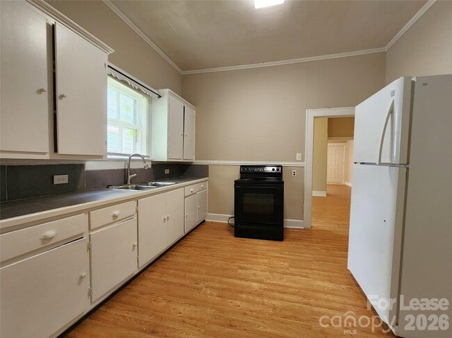 Photo - 907 S Jackson St