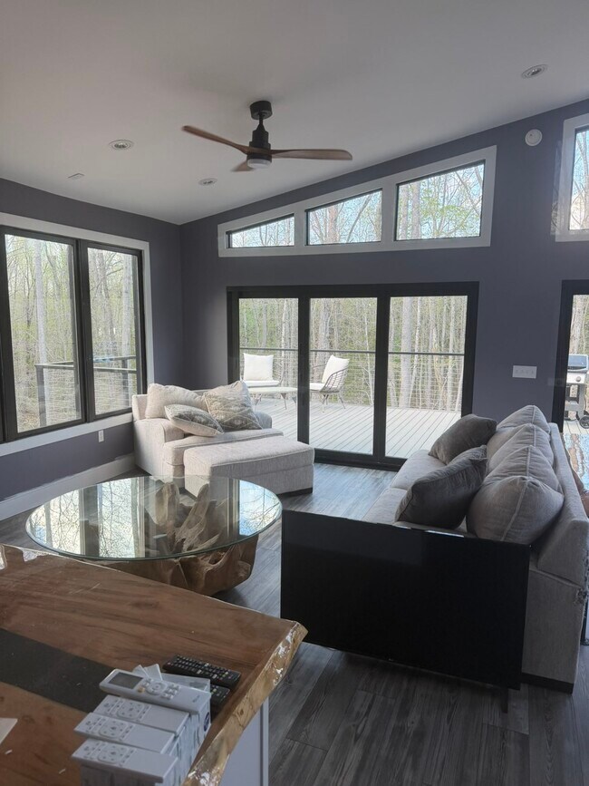 Photo - Keysville 2 Bedroom