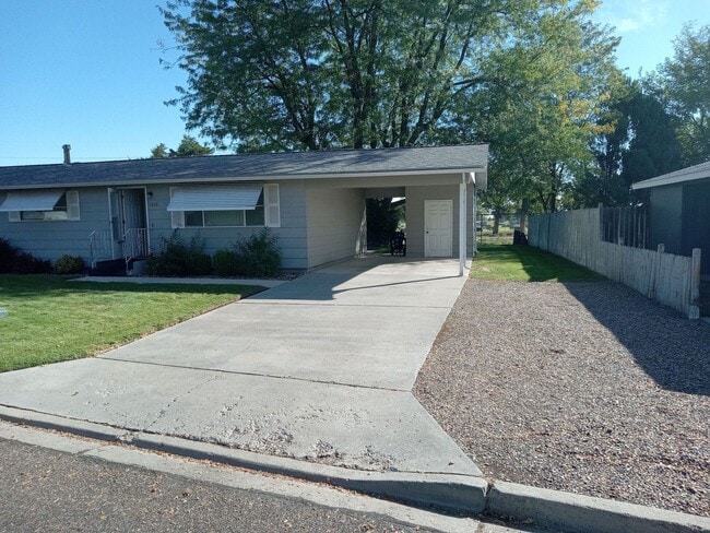 1214-1216 SW 11th St Unidad 1216 SW 11th Street
